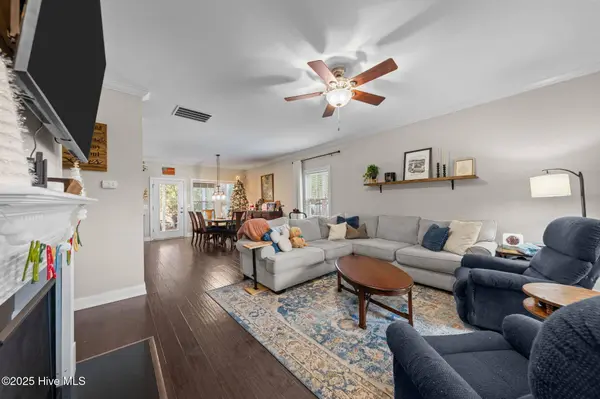 725 Legacy Lakes WAY, Aberdeen, NC 28315