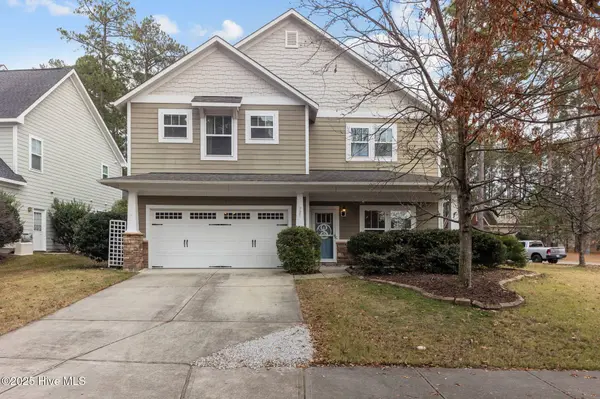 725 Legacy Lakes WAY, Aberdeen, NC 28315