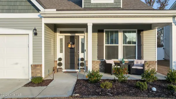 1812 Stackhouse DR, Fayetteville, NC 28314