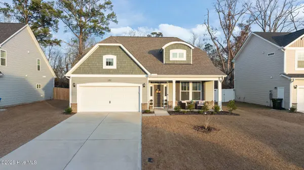 1812 Stackhouse DR, Fayetteville, NC 28314