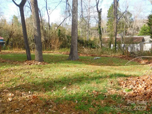 0 Vance ST, Hendersonville, NC 28739