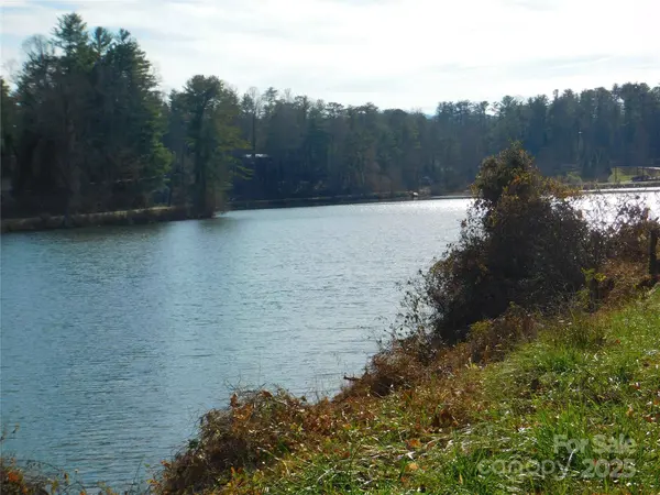 0 Vance ST, Hendersonville, NC 28739