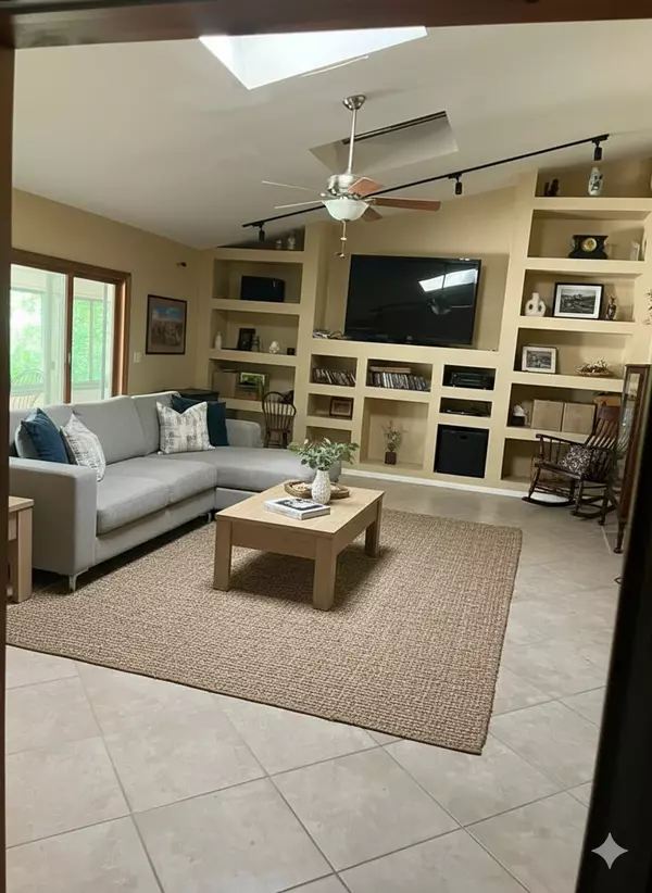 Lakeland, FL 33801-9330,1518 Dawn Heights Dr