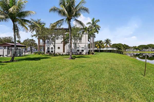 4361 SW 160th Ave #210, Miramar, FL 33027