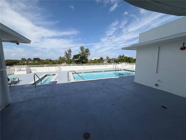 9156 Collins Ave #107, Surfside, FL 33154