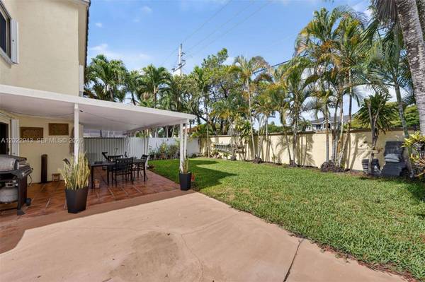 18536 NW 56th Pl, Miami Gardens, FL 33055