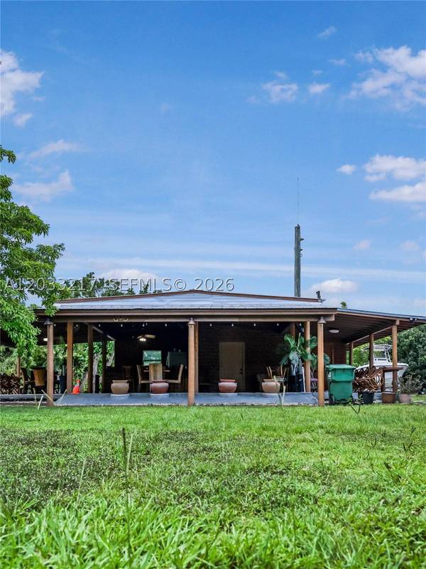 21060 SW 213th Ave, RD, Unincorporated Dade, FL 33187