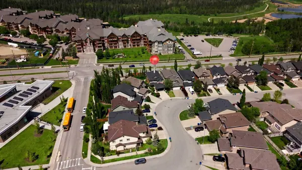 216 Everbrook WAY SW, Calgary, AB T2Y 0E8