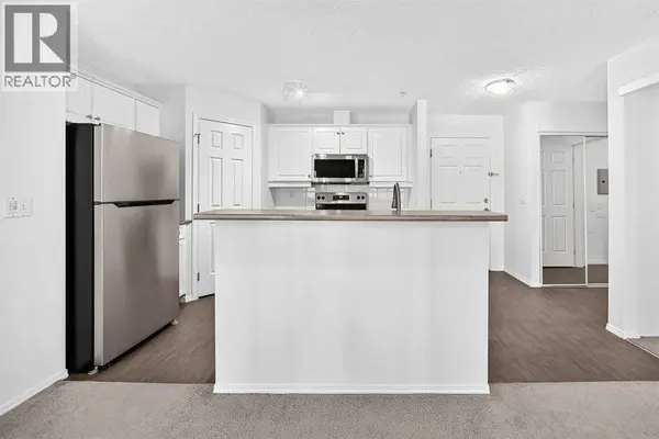 209, 260 Shawville Way SE, Calgary, AB T2Y3Z7