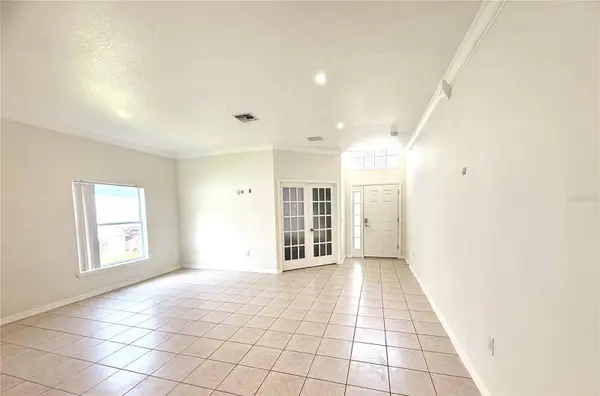 1030 VAQUERO LN, Kissimmee, FL 34741