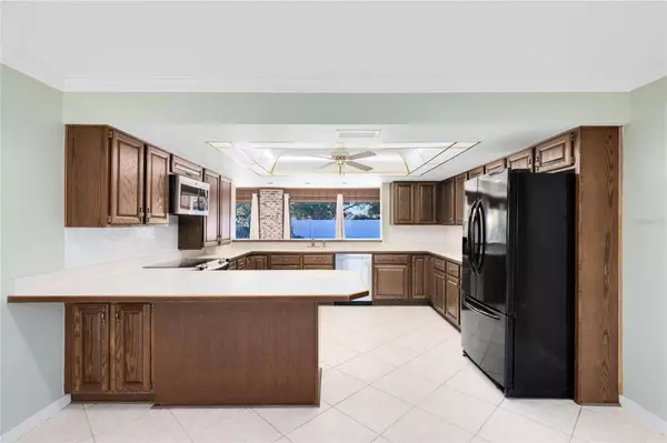 2324 ROBERT CT, Kissimmee, FL 34741