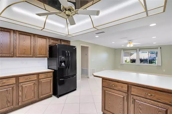 2324 ROBERT CT, Kissimmee, FL 34741