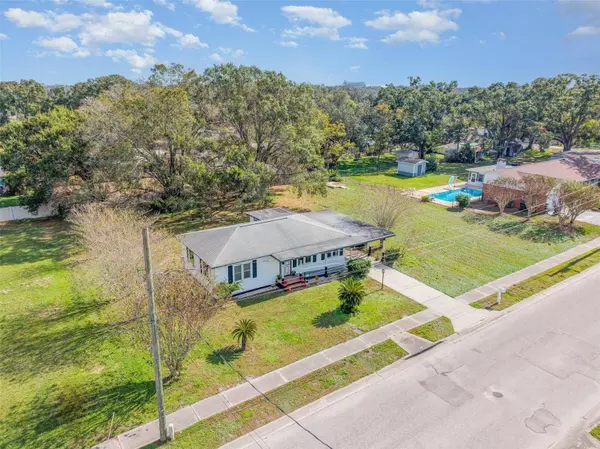 903 N FORREST AVE, Kissimmee, FL 34741