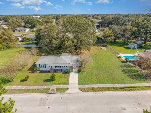 903 N FORREST AVE, Kissimmee, FL 34741