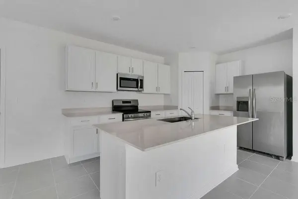 2228 CHRIS DR, Winter Haven, FL 33884