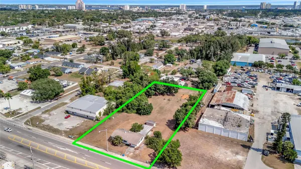 2665 HANSON ST, Fort Myers, FL 33901
