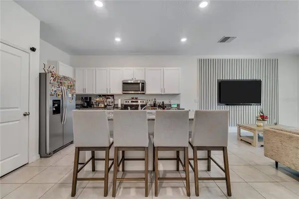 2916 PEONY PRAIRIE LN, Wesley Chapel, FL 33543