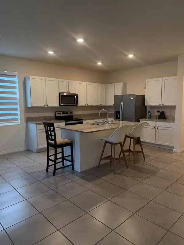 34272 REDWOOD DAWN LN, Wesley Chapel, FL 33543