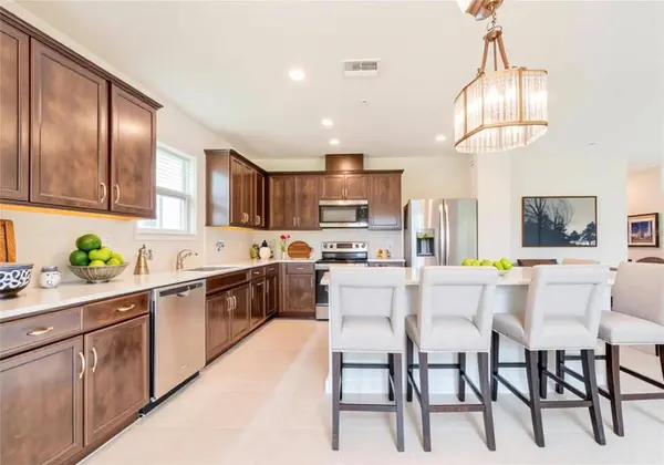 30553 GILBERN RD, Wesley Chapel, FL 33545
