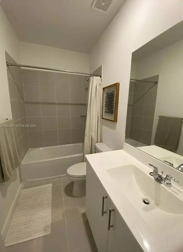 2627 SE 28th Dr, Homestead, FL 33035