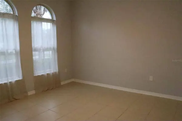 727 FOSTERS GROVE LOOP, Oviedo, FL 32765