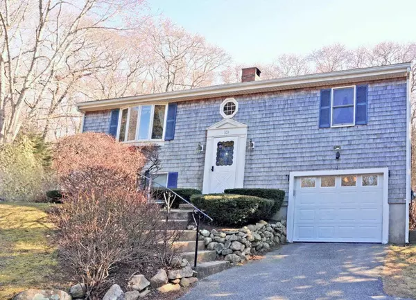 103 Moco Road, West Barnstable, MA 02668