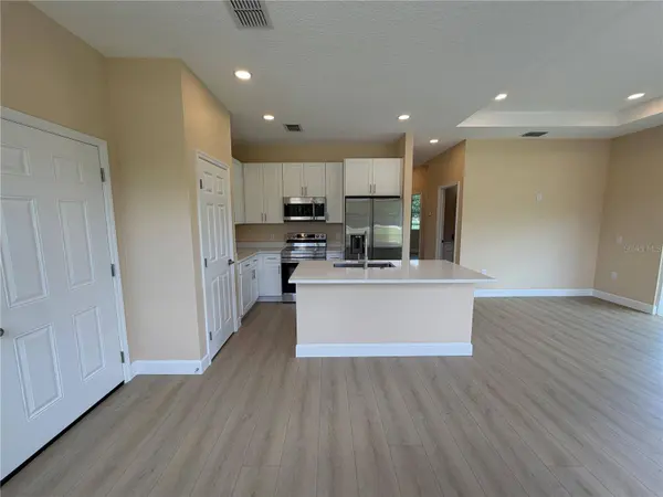 4661 HICKORY TREE RD, St Cloud, FL 34772