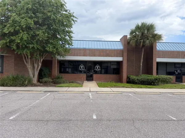 931 S SEMORAN BLVD #208