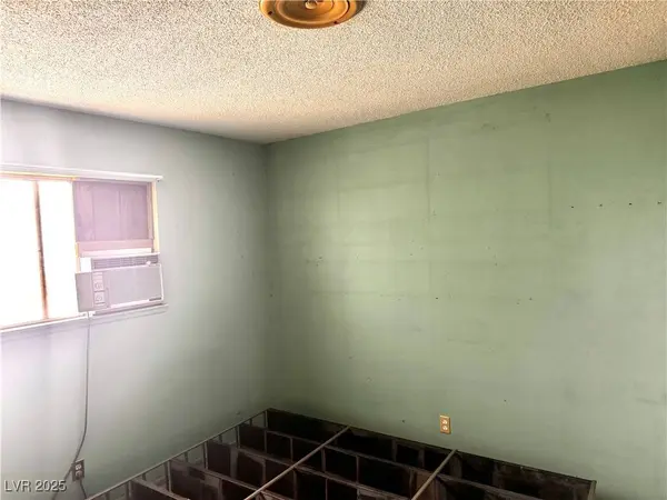 212 Hinkle ST, Las Vegas, NV 89107