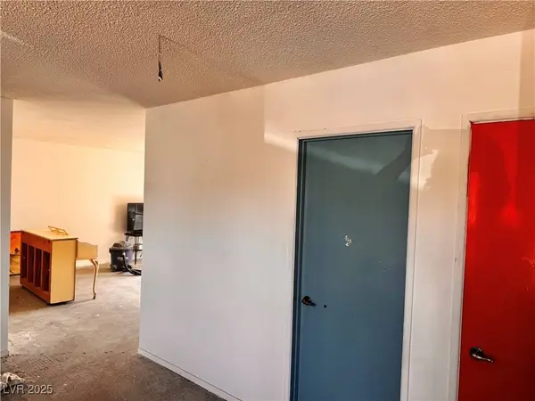 212 Hinkle ST, Las Vegas, NV 89107