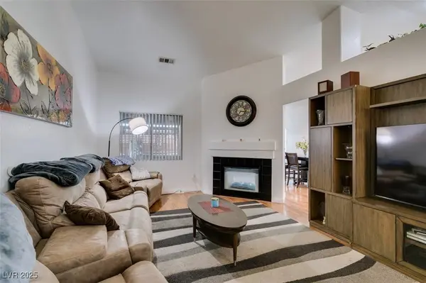 2547 Fort Lauderdale DR, Las Vegas, NV 89156