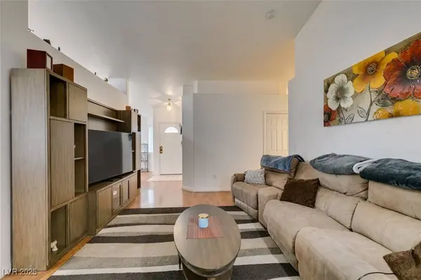 2547 Fort Lauderdale DR, Las Vegas, NV 89156