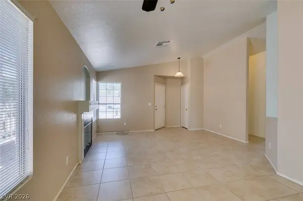 2349 Black Bush LN, Las Vegas, NV 89156