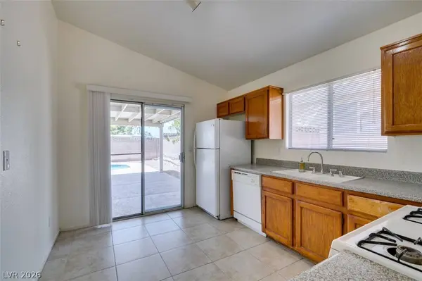 2349 Black Bush LN, Las Vegas, NV 89156