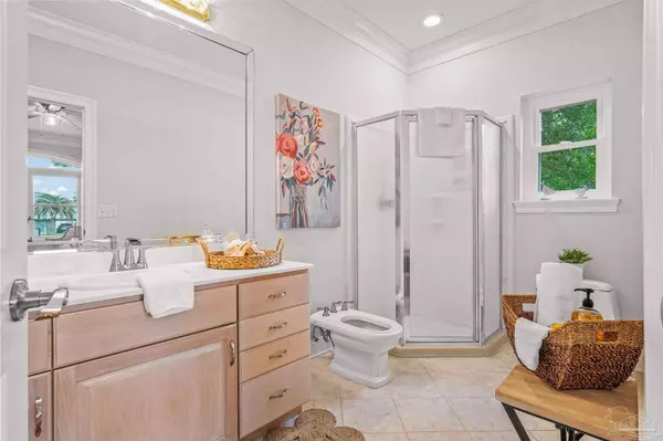 3550 Maikai Dr, Pensacola, FL 32526