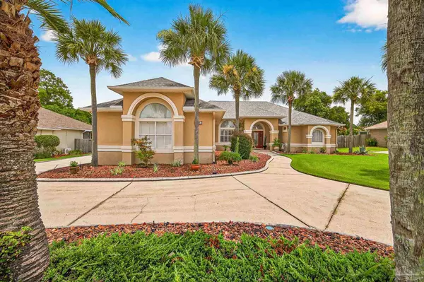 2103 Juno Cir, Pensacola, FL 32526