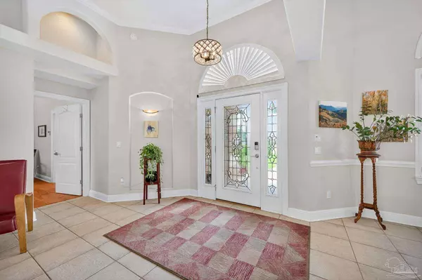 2103 Juno Cir, Pensacola, FL 32526