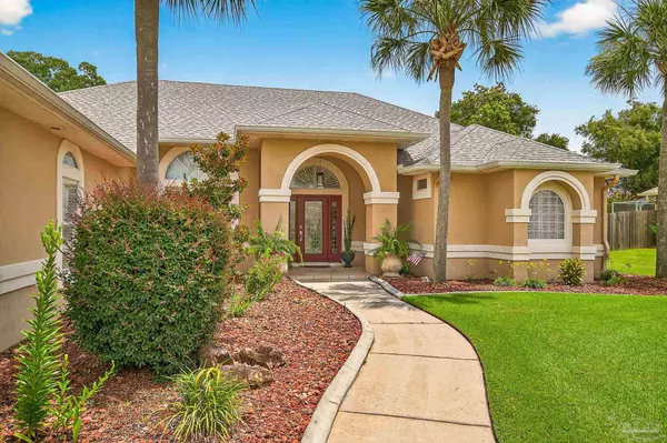 2103 Juno Cir, Pensacola, FL 32526