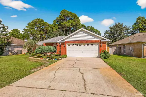 1756 Shellfish Dr, Navarre, FL 32566