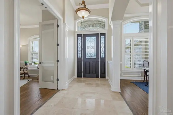 6000 Huntington Creek Blvd, Pensacola, FL 32526