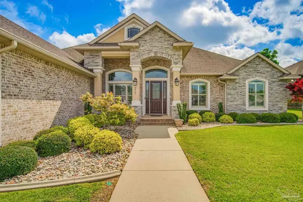 6000 Huntington Creek Blvd, Pensacola, FL 32526