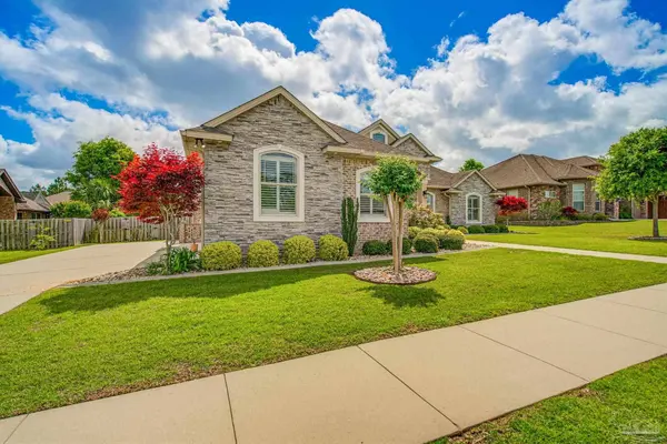 6000 Huntington Creek Blvd, Pensacola, FL 32526