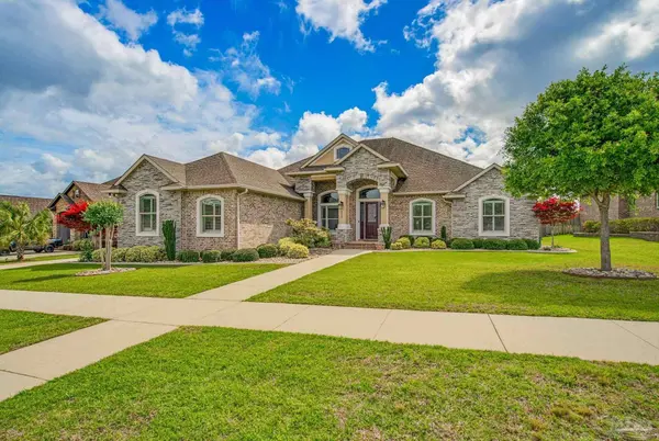 6000 Huntington Creek Blvd, Pensacola, FL 32526