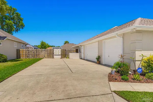 2030 Juno Cir, Pensacola, FL 32526