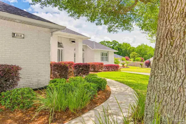 2018 Juno Cir, Pensacola, FL 32526