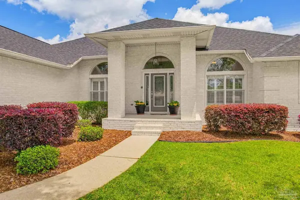 2018 Juno Cir, Pensacola, FL 32526