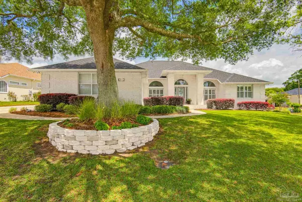 2018 Juno Cir, Pensacola, FL 32526