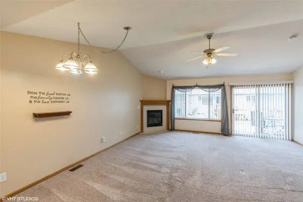 3206 SE Turnberry Drive, Ankeny, IA 50021
