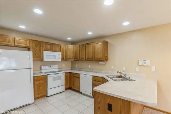 3206 SE Turnberry Drive, Ankeny, IA 50021