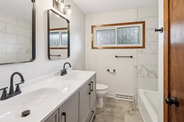 505 SW Ash Drive, Ankeny, IA 50023